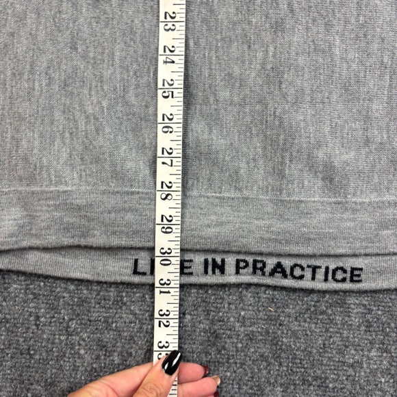 LULULEMON Mens Grey Knit Alpine Air Crew Sweater Merino Wool size: XXL - Picture 6 of 8